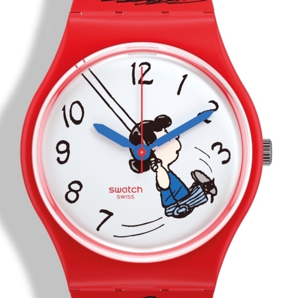 Peanuts Red Character Watch - Picture 2 of 2